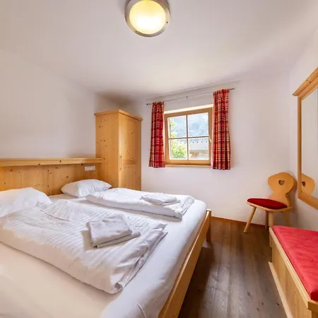 Schoeneben Scorleduyn Nyaraló Wald im Pinzgau