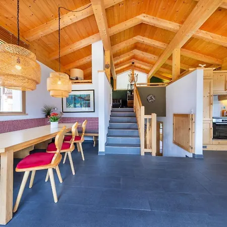 Schoeneben Scorleduyn Wald im Pinzgau