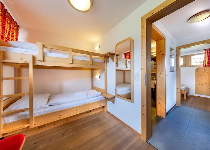 Schoeneben Scorleduyn Wald im Pinzgau